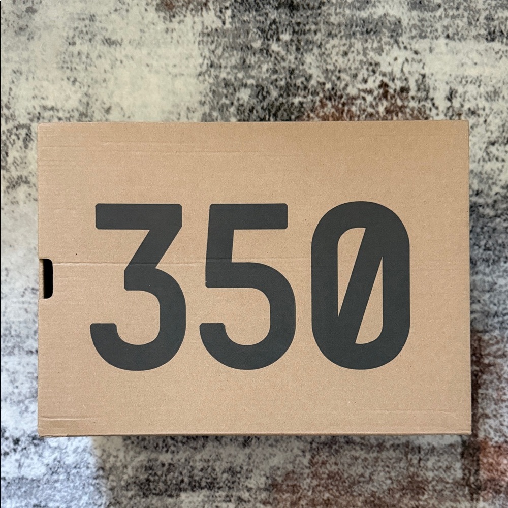 Yeezy 350 Box in Tan and Black